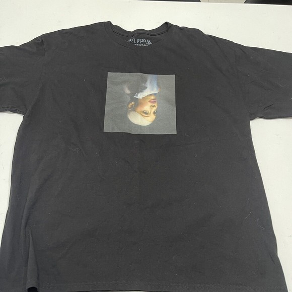 Ariana Grande Black Music Sweetener World Tour 2019 Portrait T-shirt Size 2x XXL - Picture 1 of 5